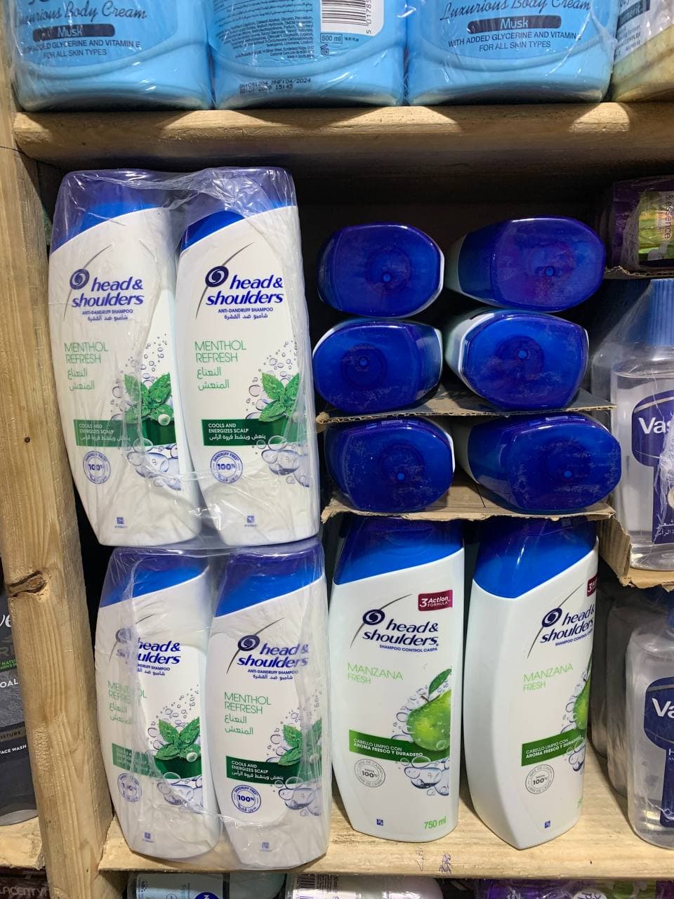 Head and Shoulders image